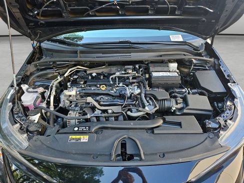 Used 2024 Toyota Corolla LE FWD image 38