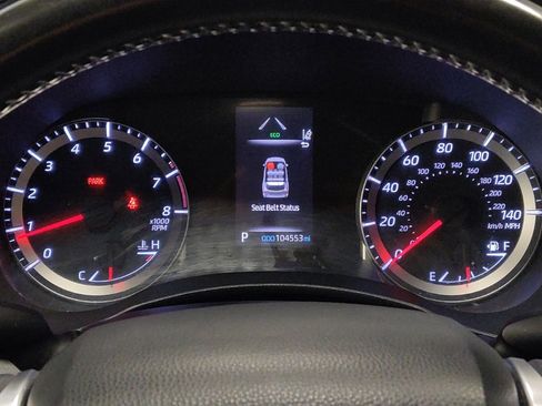 Used 2021 Toyota Highlander LE AWD/4WD image 23