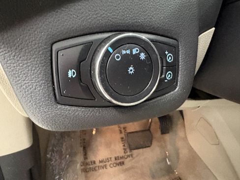 Used 2013 Ford Escape SE FWD image 18