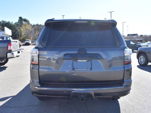 Used 2019 Toyota 4Runner Limited image 8