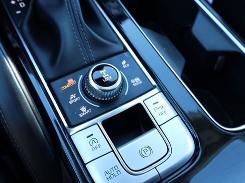 Used 2022 Kia Telluride EX w/ EX Premium Package image 12