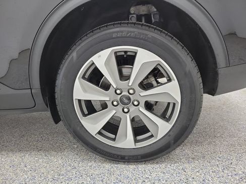 Used 2025 Ford Escape Platinum AWD/4WD image 5