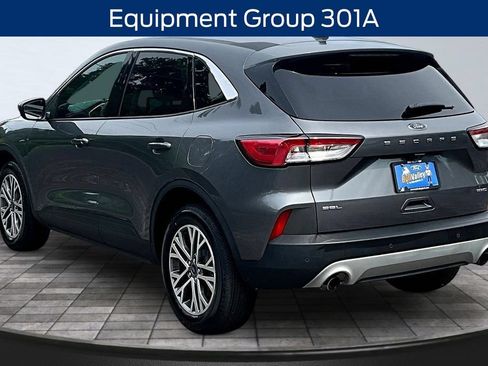 Certified 2022 Ford Escape SEL AWD/4WD image 4