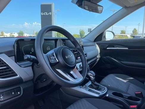 Certified 2026 Kia Seltos LX AWD/4WD image 10