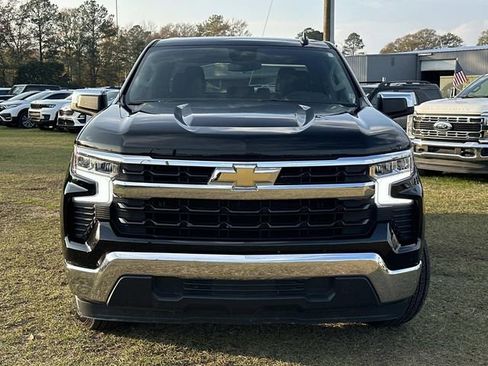 Used 2025 Chevrolet Silverado 1500 LT image 3