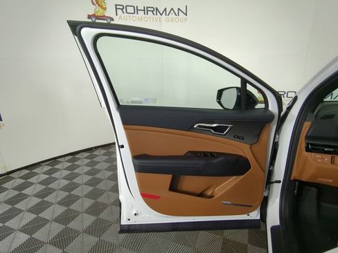 New 2026 Kia Sportage X-Line w/ X-Line Technology Package image 18