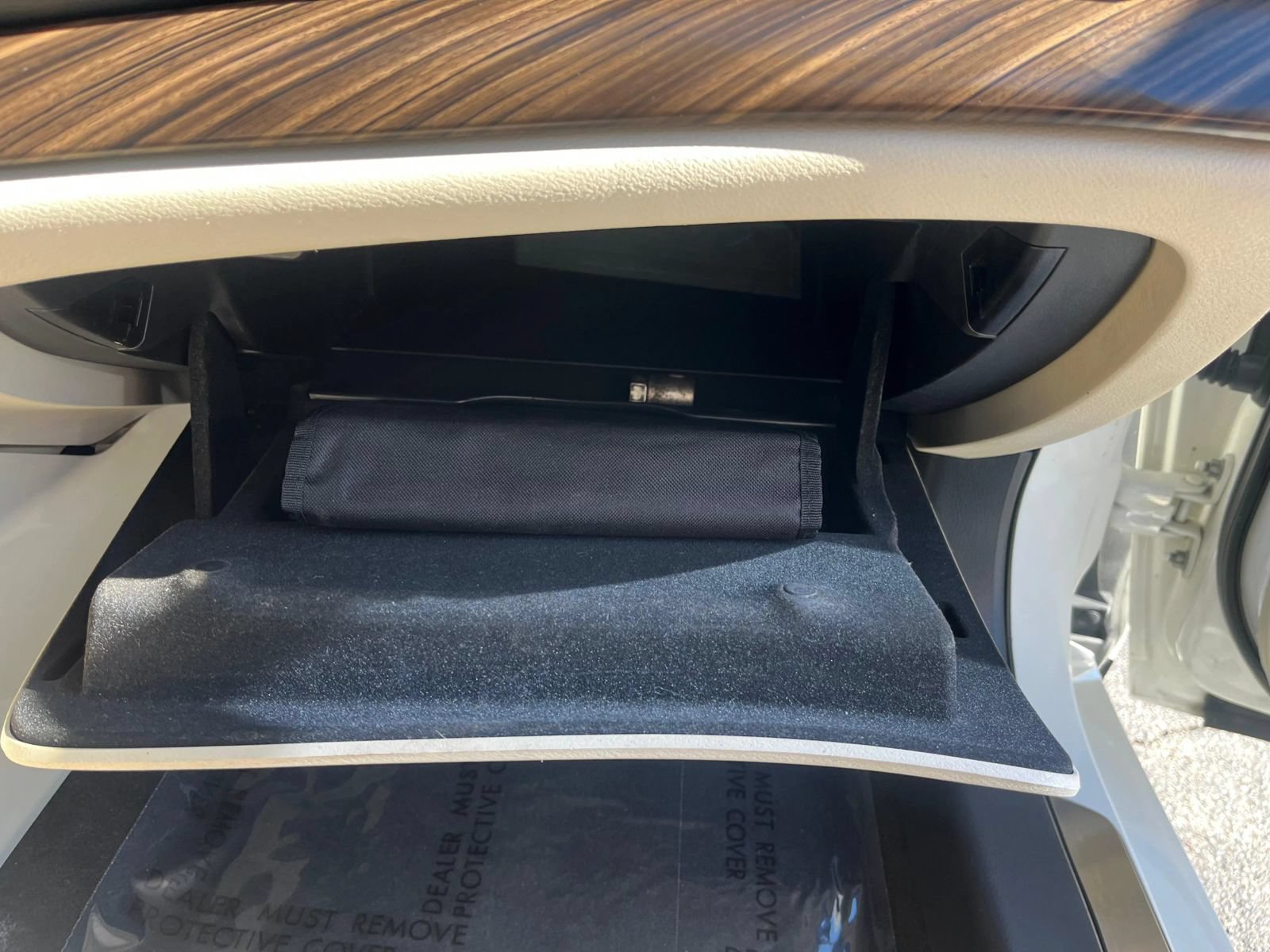 Used 2016 Nissan Maxima Platinum FWD image 21