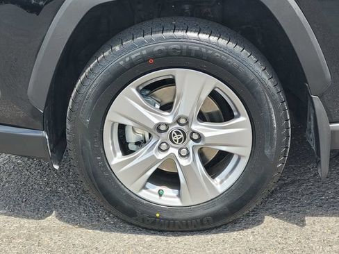 Certified 2025 Toyota RAV4 XLE w/ Convenience Package AWD/4WD image 11