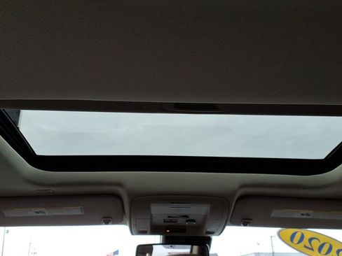 Used 2020 GMC Yukon SLT image 33