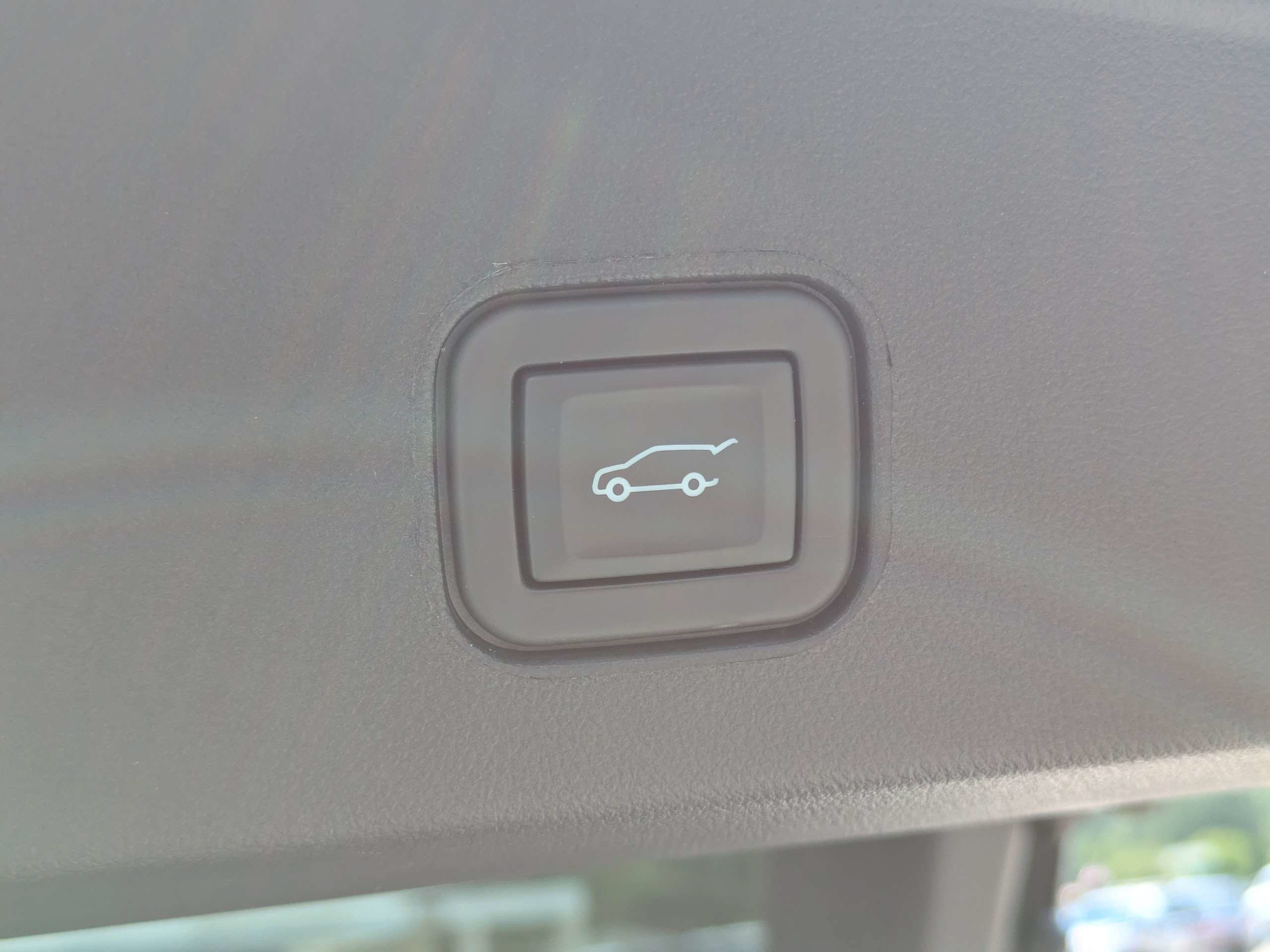 Used 2024 Cadillac Lyriq Sport RWD image 14