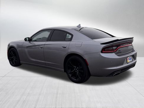 Used 2018 Dodge Charger R/T w/ Driver Confidence Group image 5