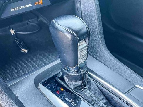 Used 2019 Honda Civic EX image 16