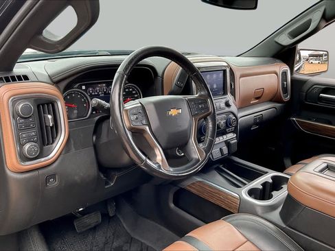Used 2019 Chevrolet Silverado 1500 High Country w/ Trailer Camera Package AWD/4WD image 17