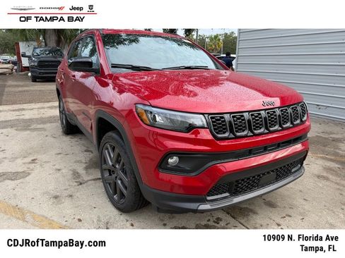 New 2026 Jeep Compass Latitude image 1