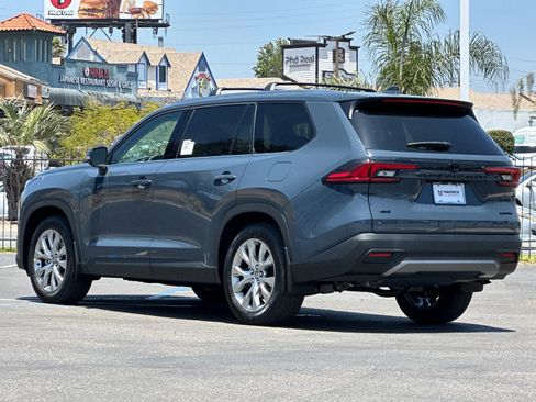 New 2026 Toyota Grand Highlander AWD image 3