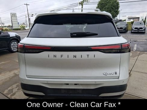 Certified 2026 INFINITI QX60 Luxe w/ Cargo Package AWD/4WD image 4