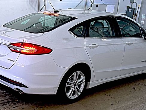 Used 2018 Ford Fusion S FWD image 4