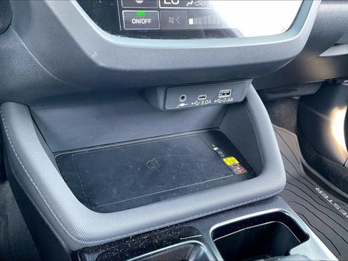 Certified 2026 Subaru Forester Premium AWD/4WD image 25