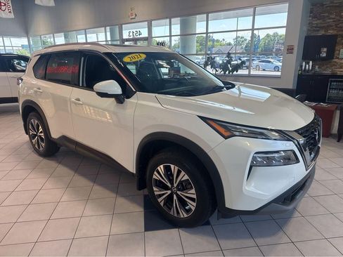 Used 2021 Nissan Rogue SV AWD/4WD image 1