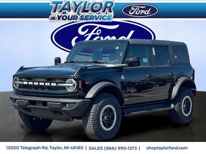 New 2026 Ford Bronco Outer Banks w/ Sasquatch Package
