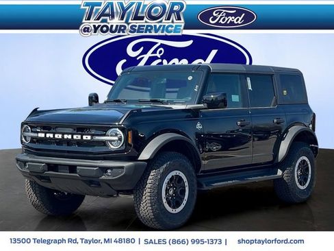 New 2026 Ford Bronco Outer Banks w/ Sasquatch Package image 1