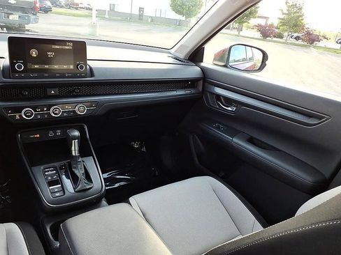 Used 2024 Honda CR-V EX image 19