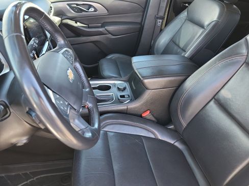 Used 2021 Chevrolet Traverse Premier w/ Redline Edition image 12