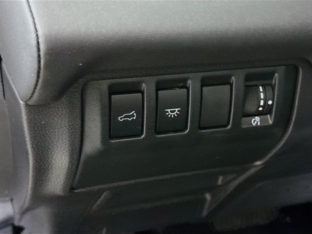 Used 2023 Subaru Ascent Touring AWD/4WD image 21