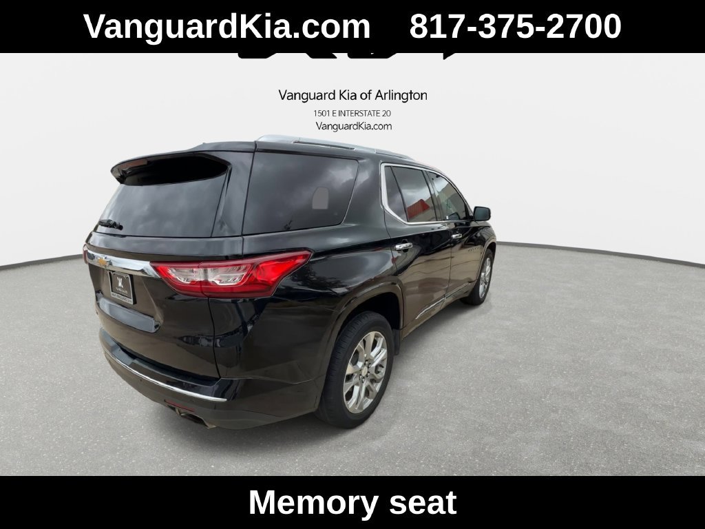 Used 2018 Chevrolet Traverse Premier w/ Driver Confidence II Package FWD image 9