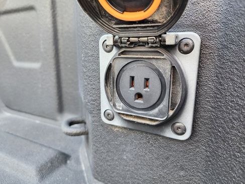 Certified 2022 Chevrolet Silverado 1500 LT Trail Boss w/ Convenience Package II image 16