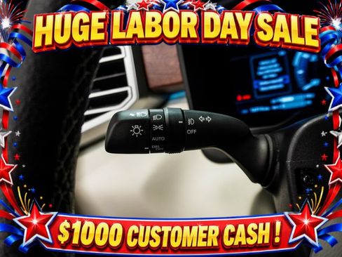 Used 2025 Toyota Sequoia Capstone AWD/4WD image 21