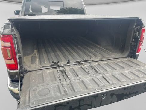 Used 2020 RAM 1500 Laramie AWD/4WD image 9