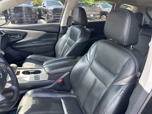 Used 2018 Nissan Murano SL w/ Cargo Package AWD/4WD image 3