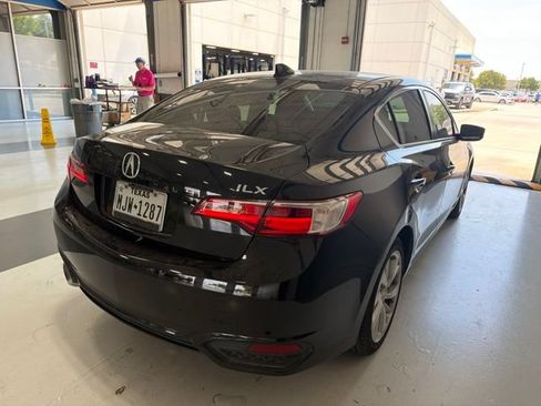 Used 2016 Acura ILX FWD image 3