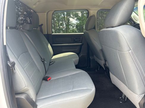 Used 2018 RAM 3500 Tradesman w/ Chrome Appearance Group AWD/4WD image 18