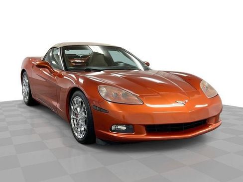 Used 2006 Chevrolet Corvette Convertible w/ Preferred Equipment Group RWD image 1