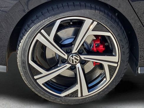 Used 2024 Volkswagen GTI SE image 8