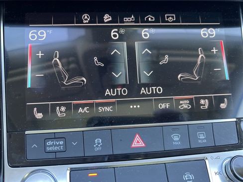 Used 2020 Audi Q7 3.0T Premium Plus image 25