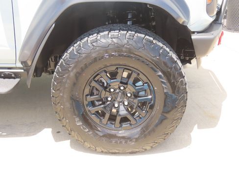 Used 2023 Ford Bronco Raptor AWD/4WD image 9