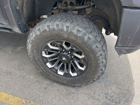 Used 2022 GMC Sierra 2500 Denali AWD/4WD image 4