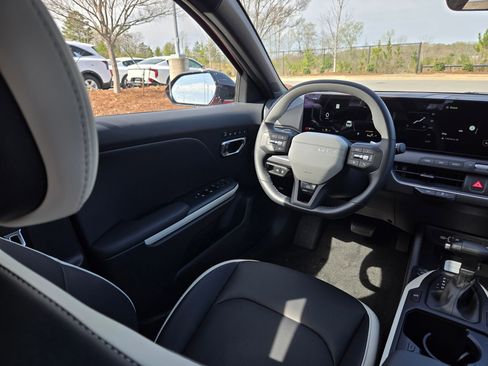 New 2026 Kia K4 GT-Line FWD image 9