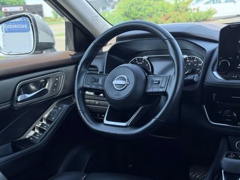 Used 2023 Nissan Rogue SL w/ SL Premium Package AWD/4WD image 28
