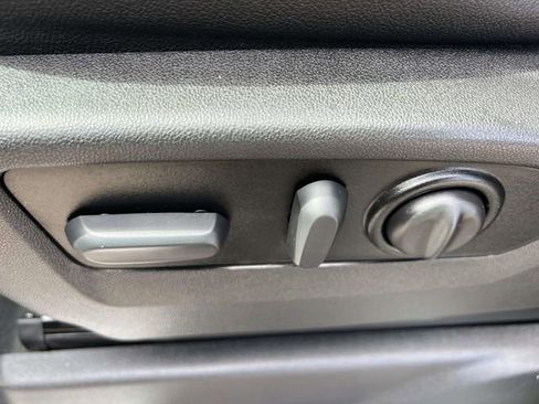 Used 2022 Chevrolet Silverado 1500 LTZ w/ LTZ Premium Package image 20