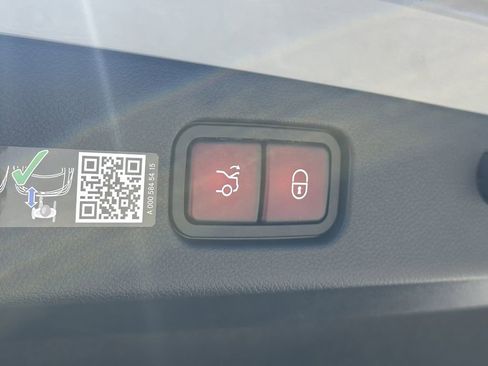 New 2026 Mercedes-Benz E 350 Sedan image 22