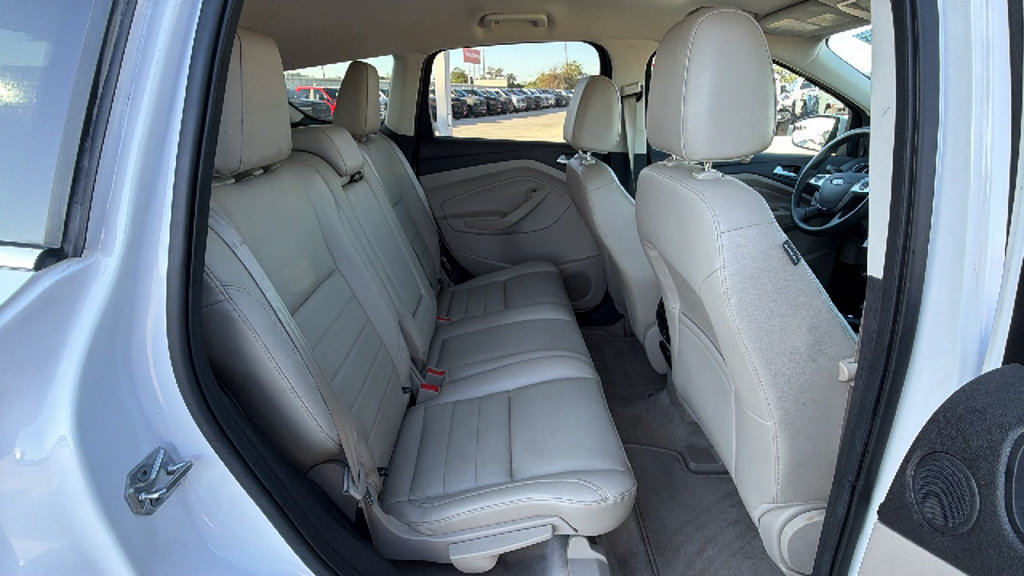 Used 2015 Ford Escape SE w/ Equipment Group 201A FWD image 27