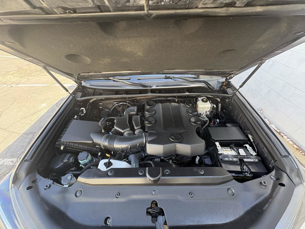 Used 2018 Toyota 4Runner Limited AWD/4WD image 27