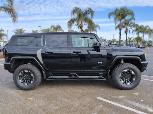Used 2024 GMC Hummer EV 3X w/ Extreme Off-Road Package image 11