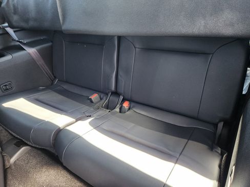 New 2025 Mitsubishi Outlander SE image 10