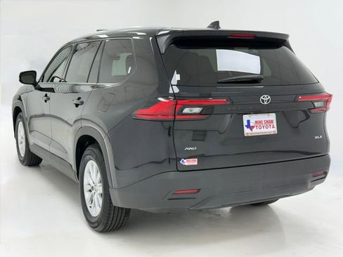 Used 2024 Toyota Grand Highlander XLE image 38