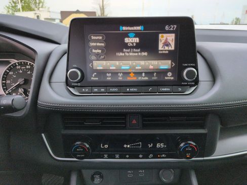New 2026 Nissan Rogue SV FWD image 21